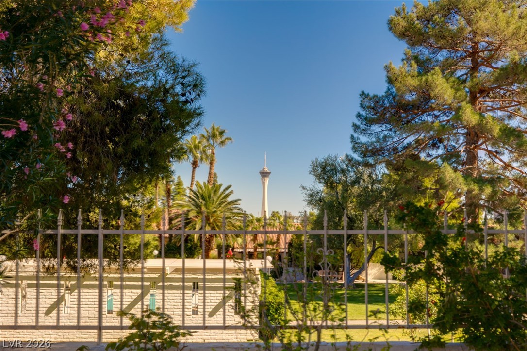 2101 Calle De Espana