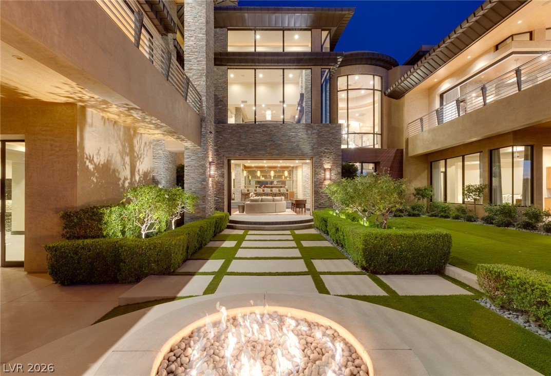 681 Tranquil Rim Court