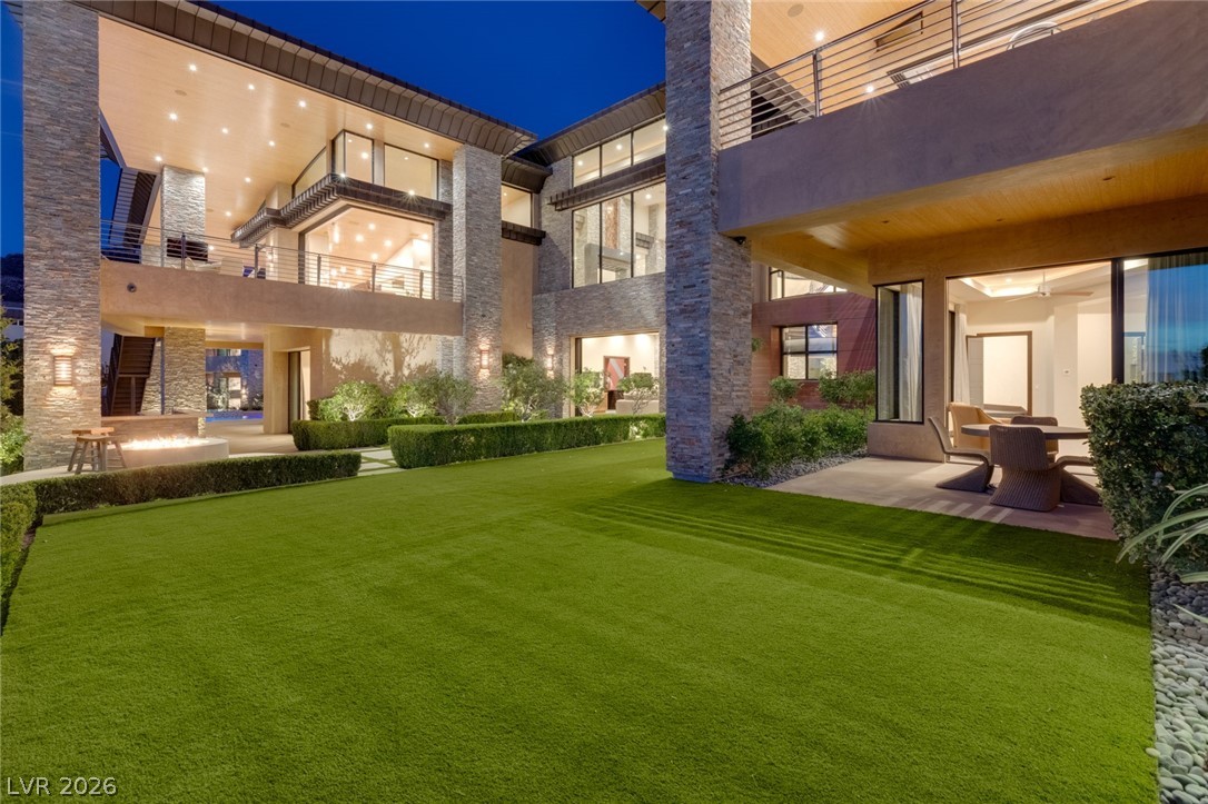 681 Tranquil Rim Court