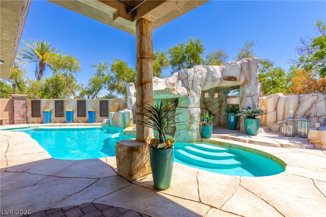 2960 American River Lane