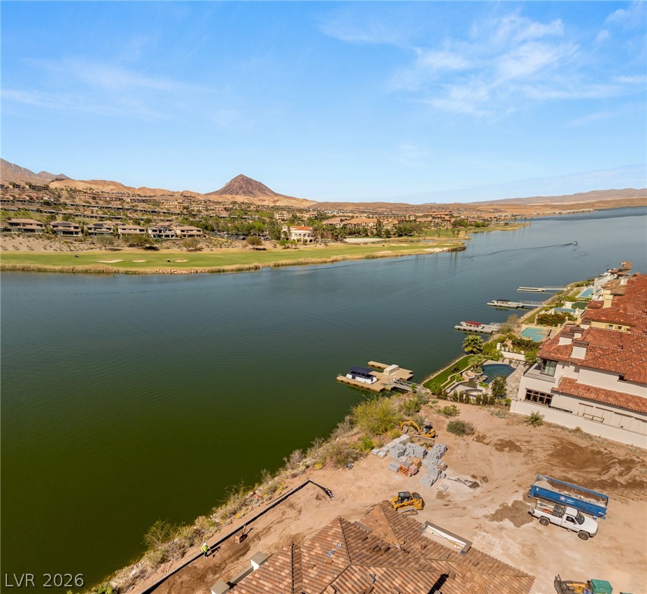 40 Grand Corniche Drive