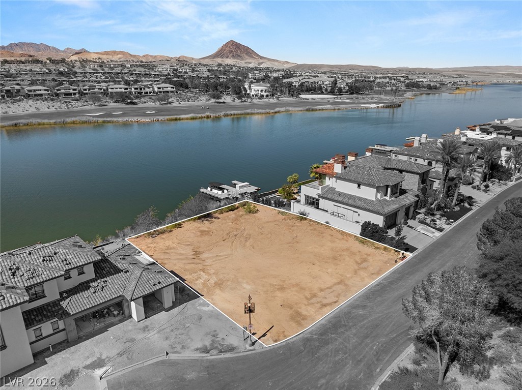 40 Grand Corniche Drive