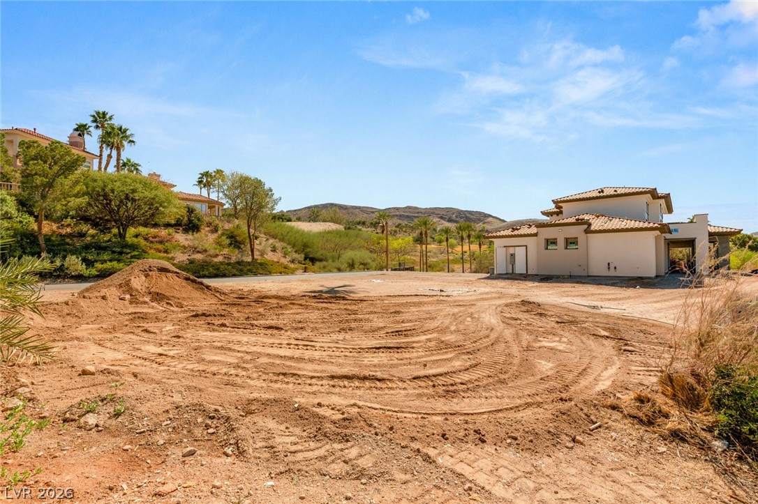 40 Grand Corniche Drive