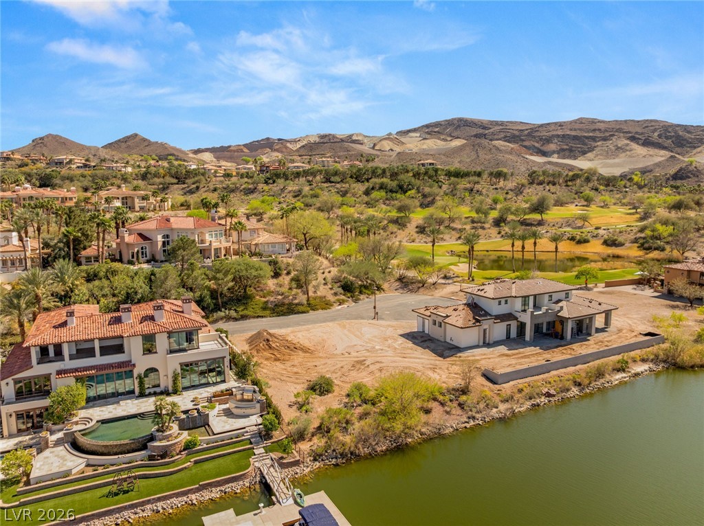 40 Grand Corniche Drive