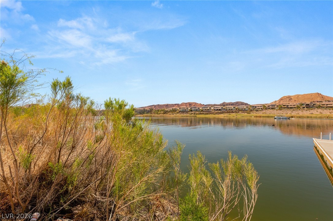 40 Grand Corniche Drive