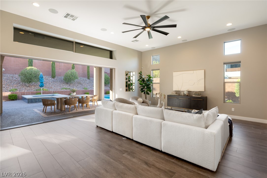 6845 Stellar Wind Street
