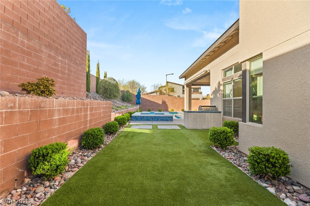 6845 Stellar Wind Street