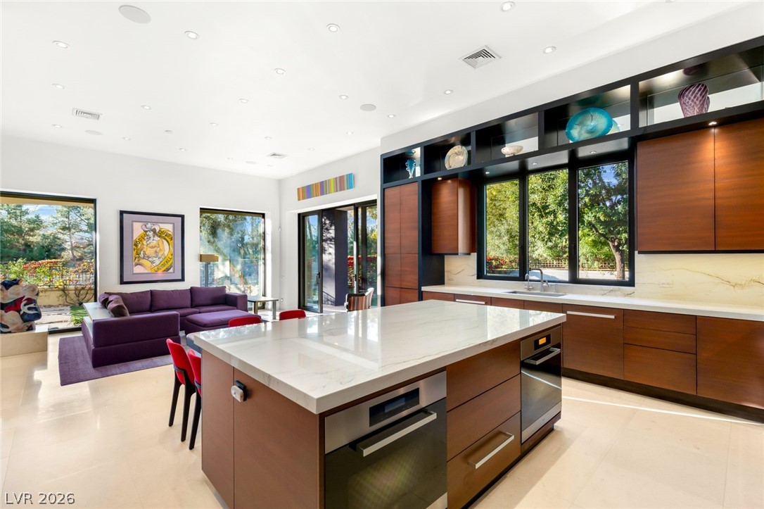 3754 Mesa Linda Drive