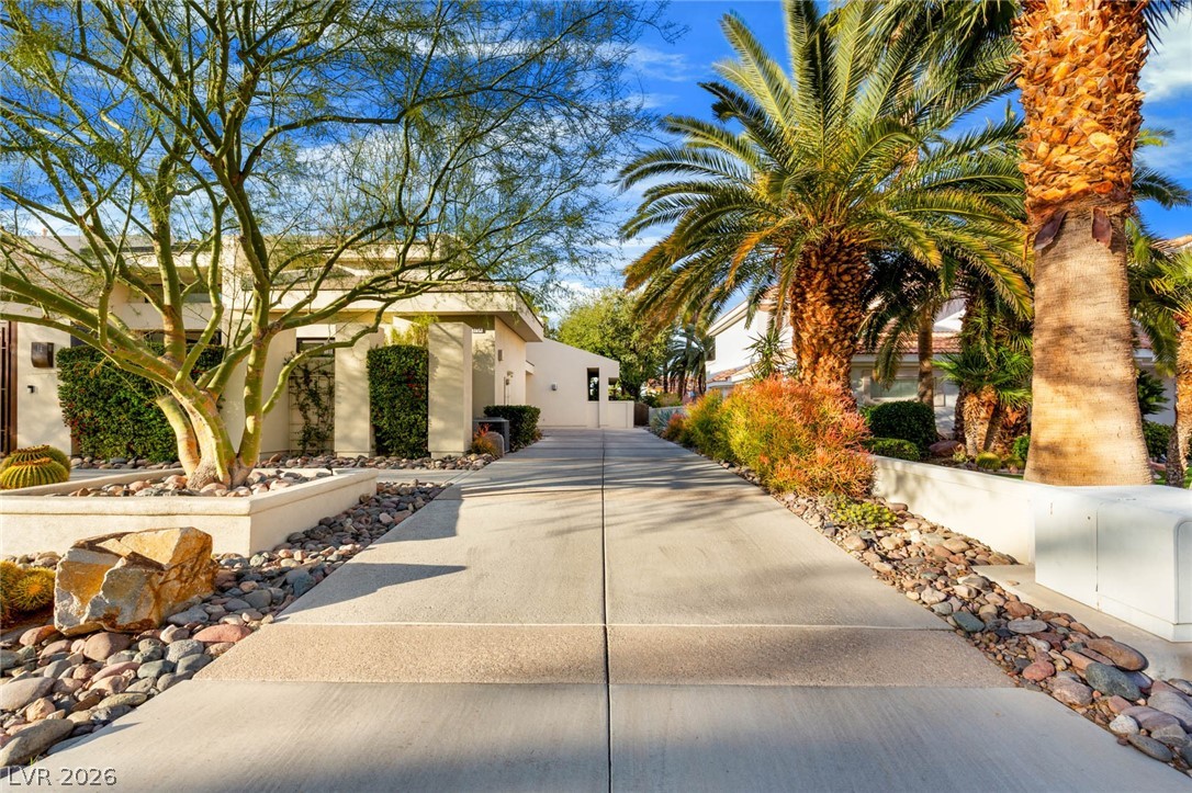 3754 Mesa Linda Drive