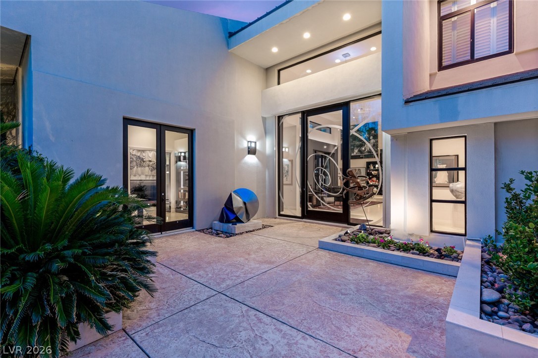 3754 Mesa Linda Drive