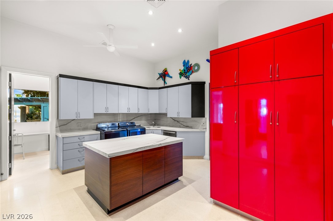 3754 Mesa Linda Drive