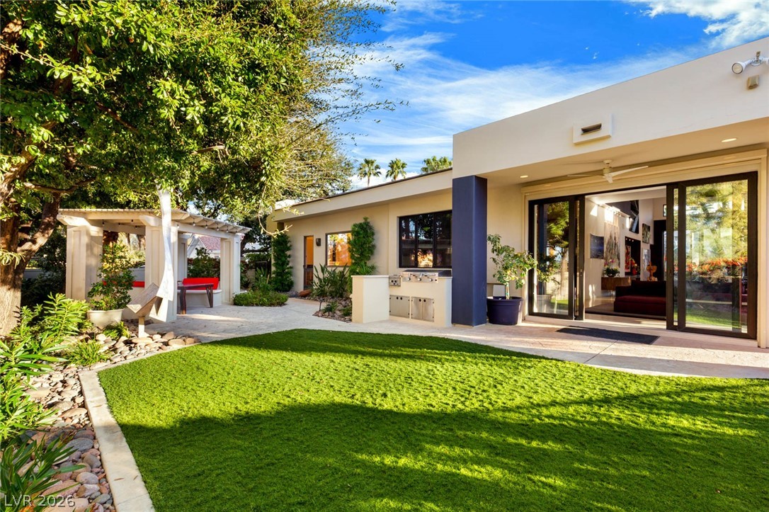 3754 Mesa Linda Drive