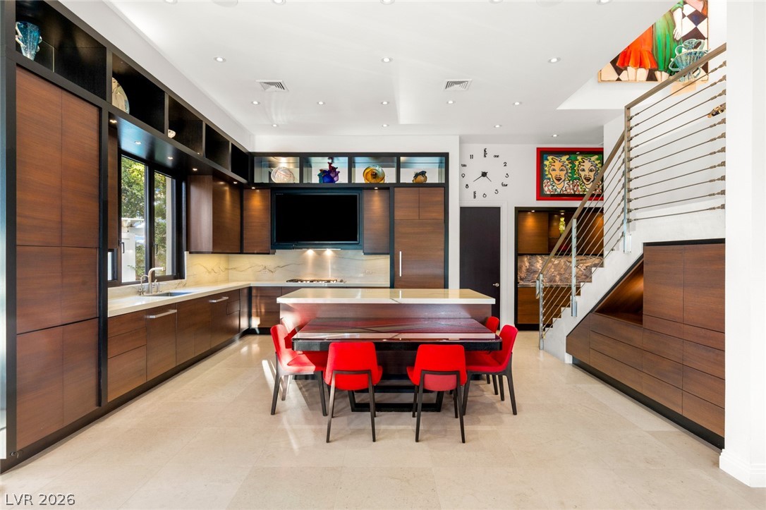 3754 Mesa Linda Drive