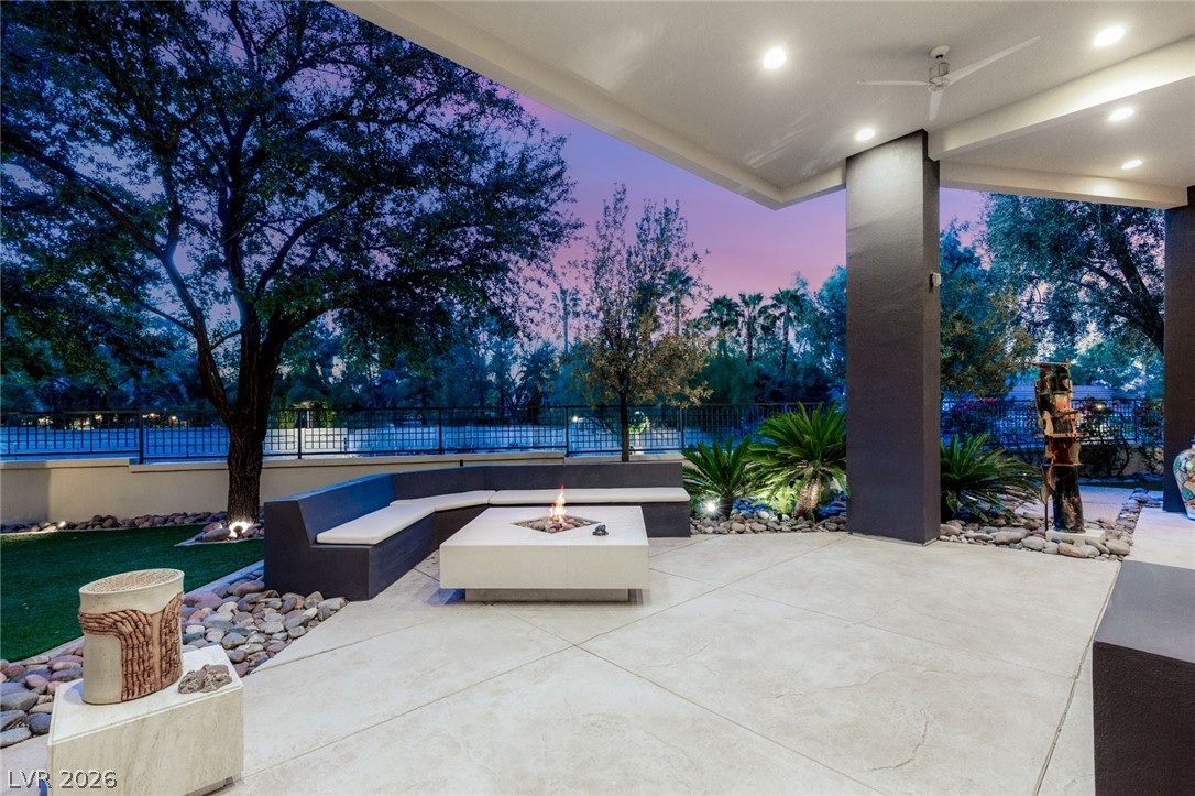 3754 Mesa Linda Drive