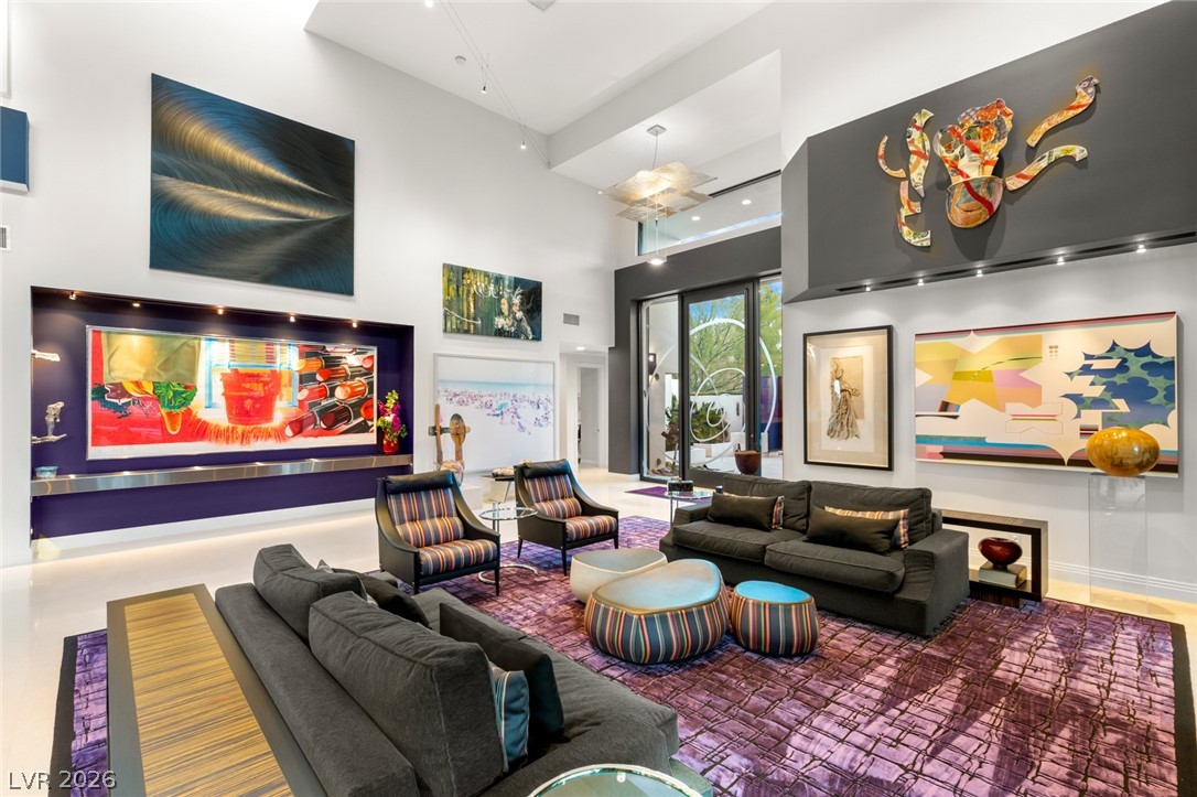 3754 Mesa Linda Drive