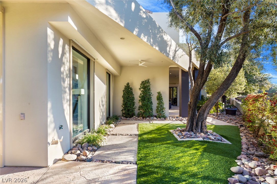 3754 Mesa Linda Drive