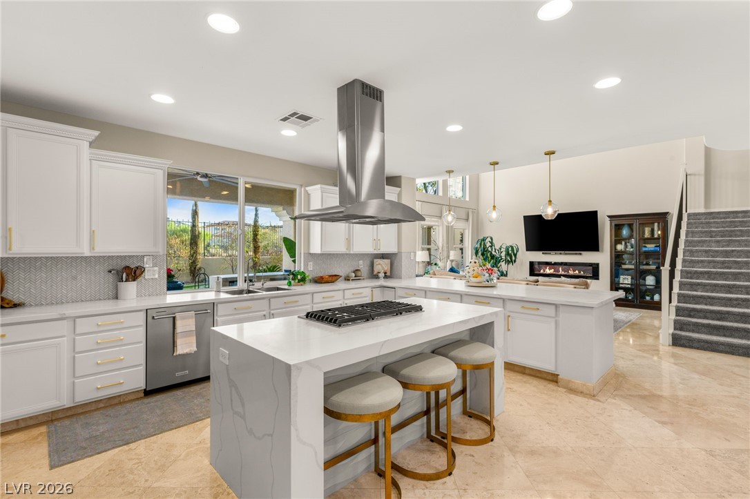 9313 Queen Charlotte Drive