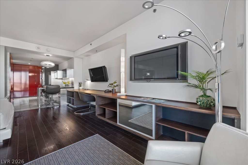 4381 West Flamingo Road 5118