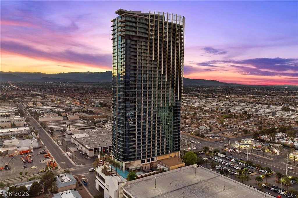 4381 West Flamingo Road 5118