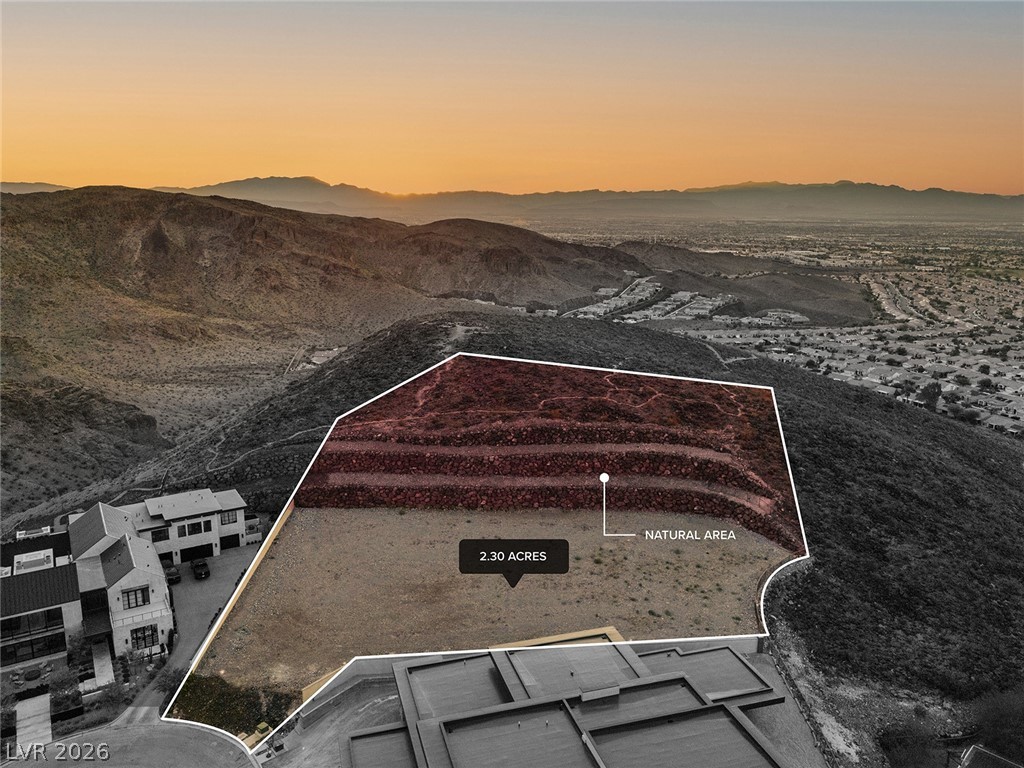 25 Sanctuary Peak Court