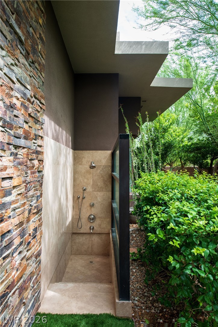 91 Hawk Ridge Drive