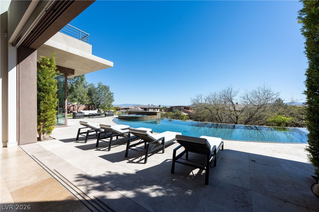 91 Hawk Ridge Drive