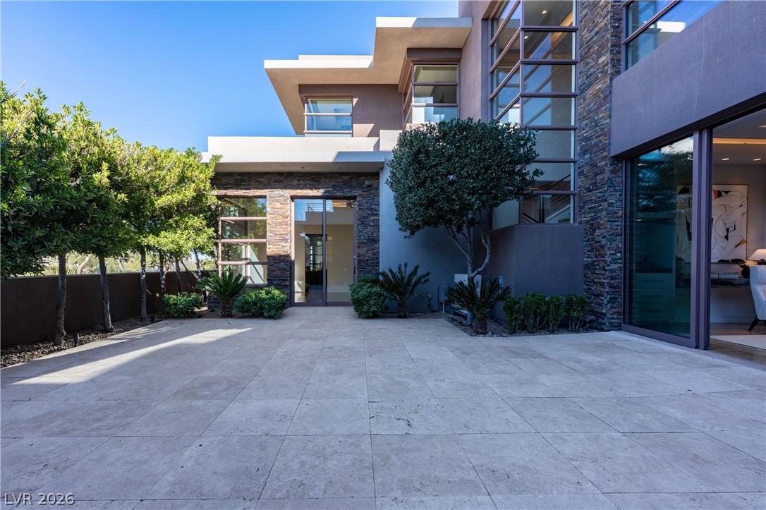 91 Hawk Ridge Drive