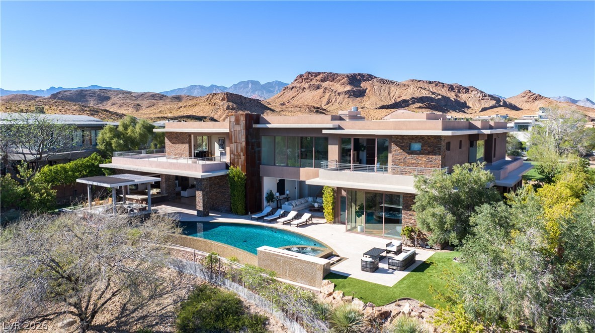 91 Hawk Ridge Drive