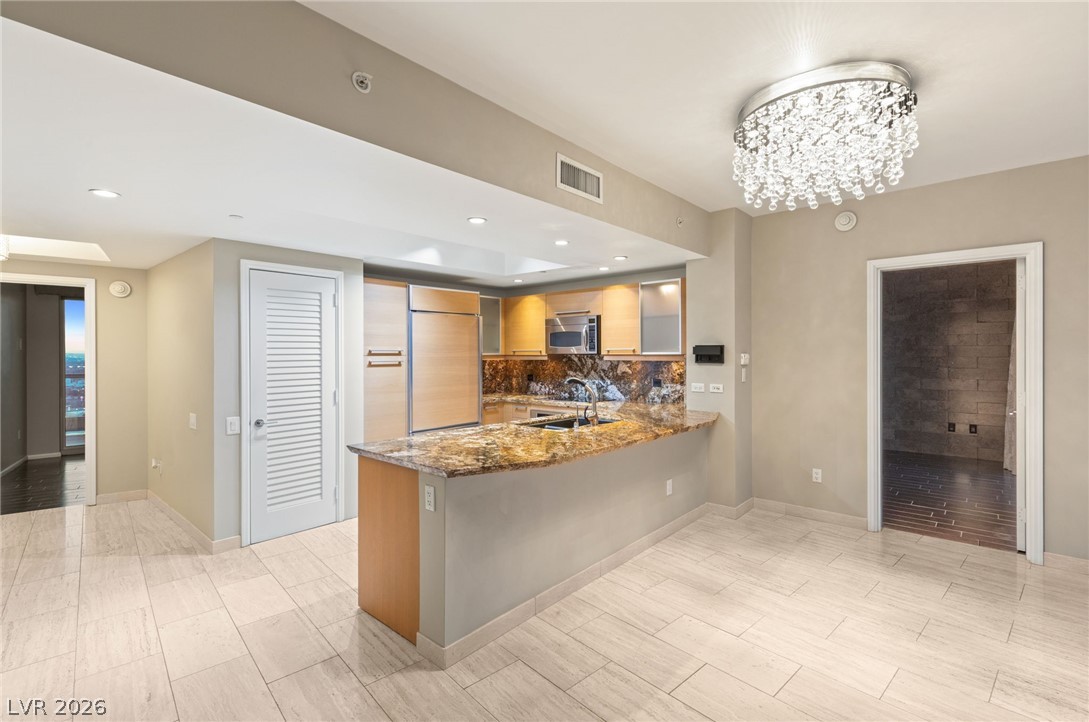 322 Karen Avenue 4202