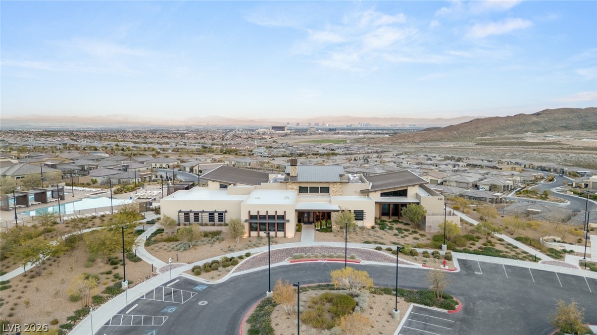 12596 Heritage Heights Drive