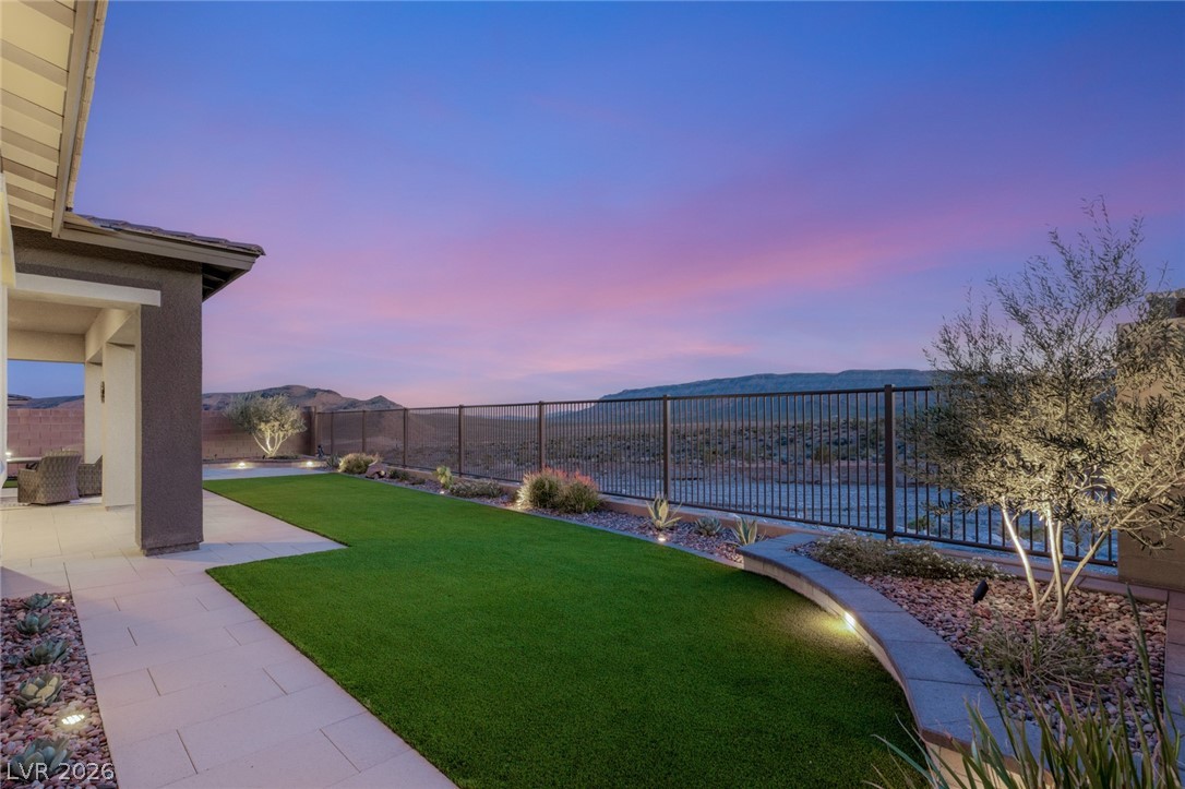 12596 Heritage Heights Drive