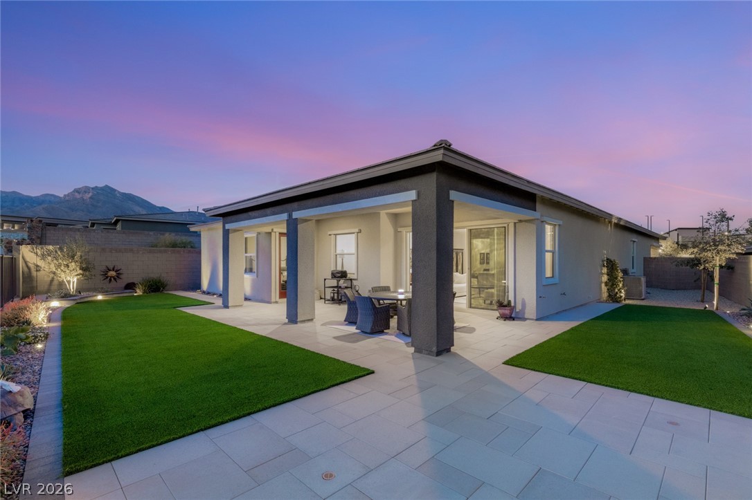12596 Heritage Heights Drive