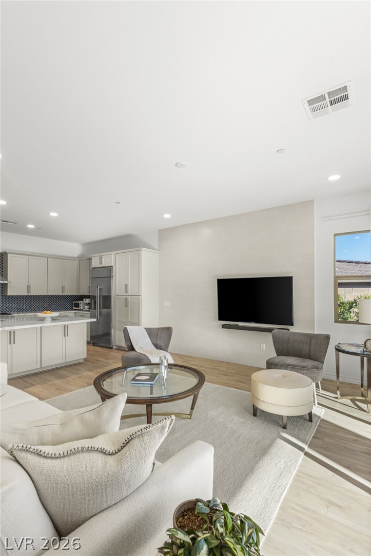 12596 Heritage Heights Drive