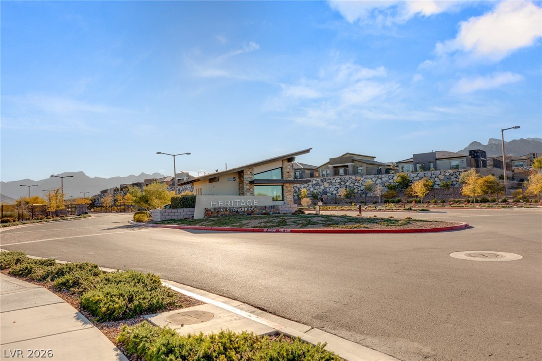 12596 Heritage Heights Drive