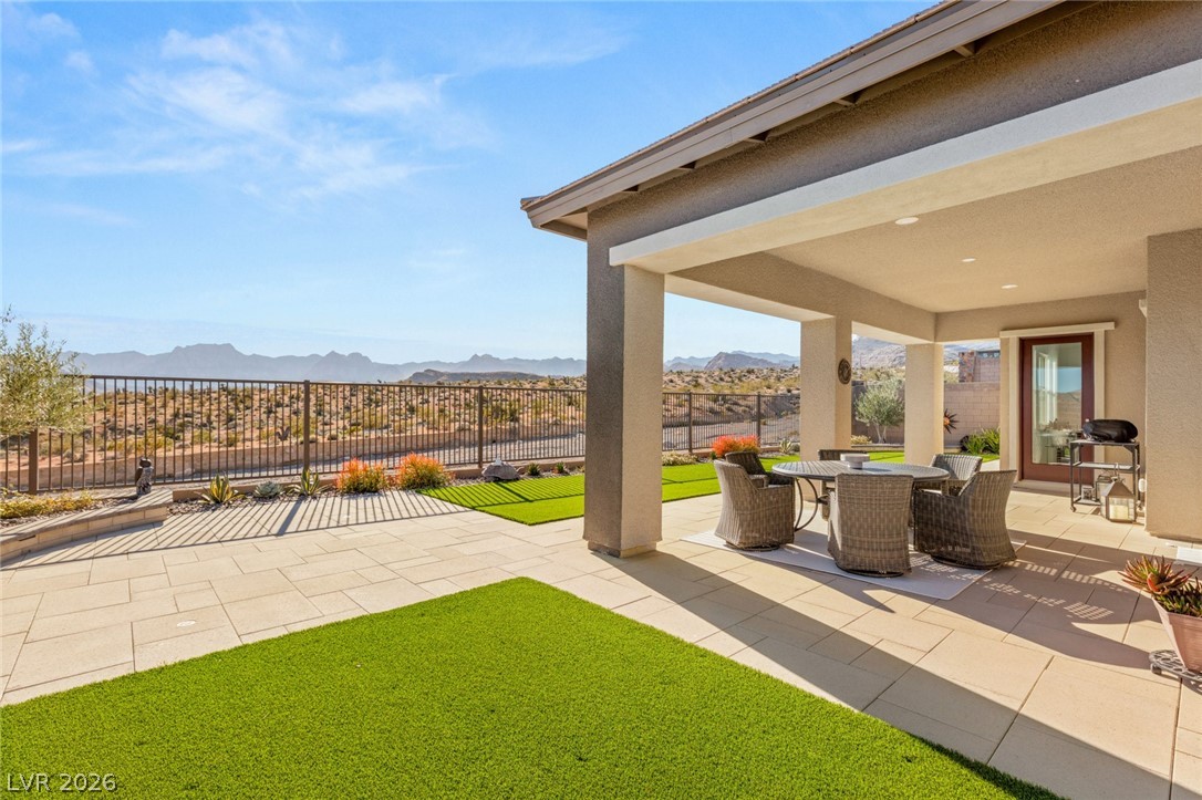 12596 Heritage Heights Drive