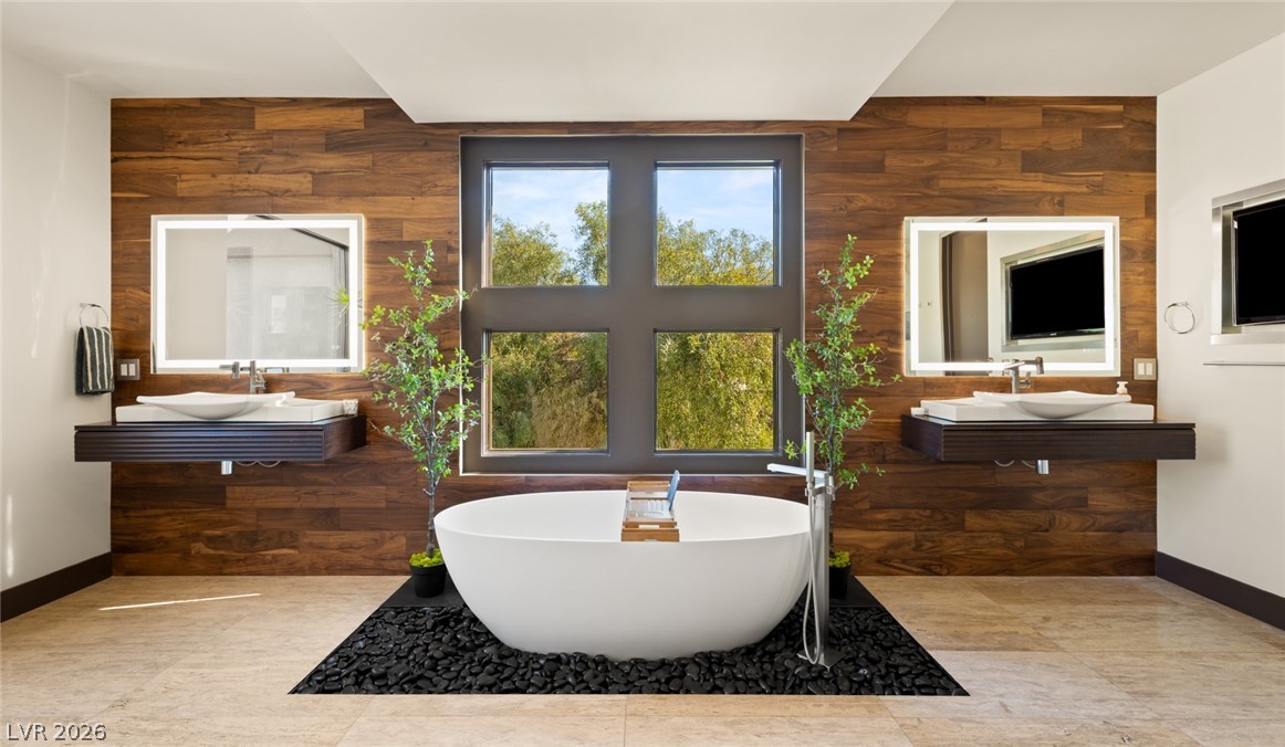2805 Via Tazzoli Court