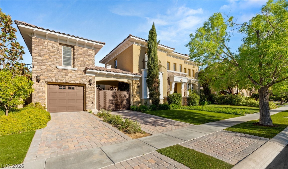 11696 Oakland Hills Drive