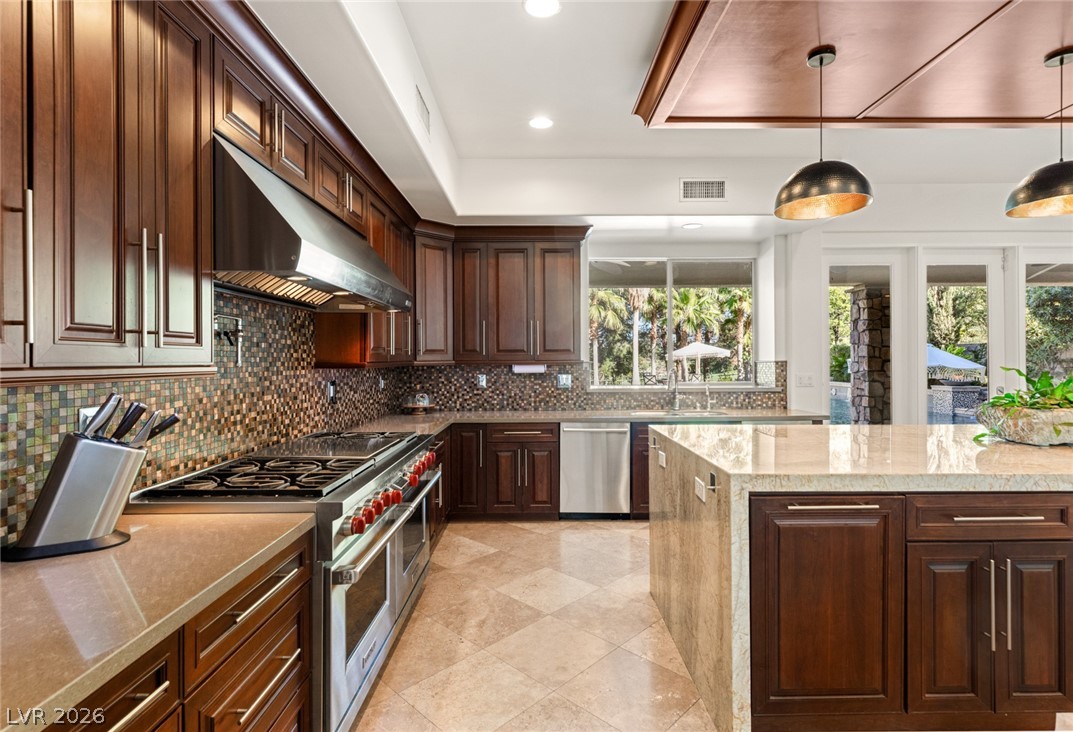 11696 Oakland Hills Drive