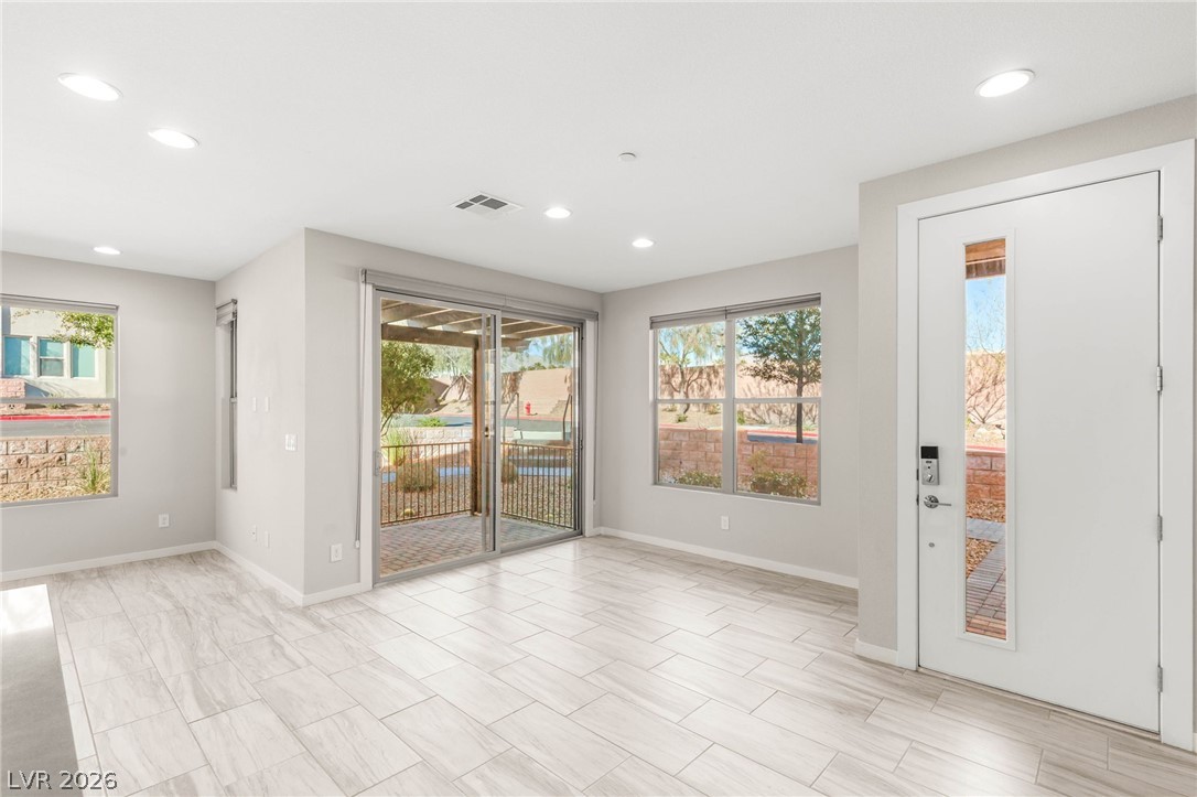 1246 Bow Peak Street 103