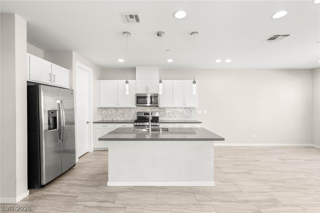 1246 Bow Peak Street 103