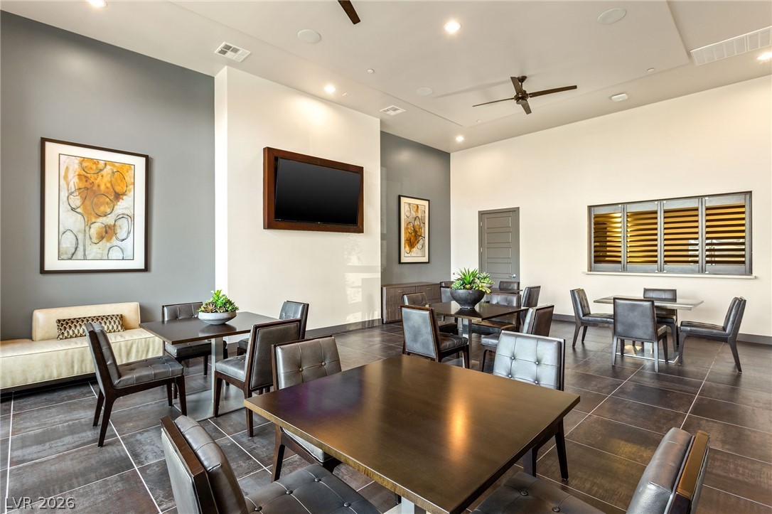 1246 Bow Peak Street 103