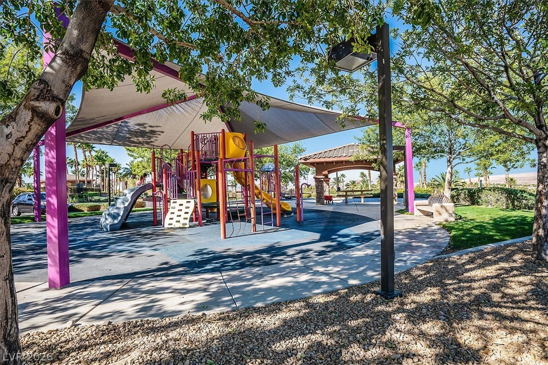 505 Punto Vallata Drive
