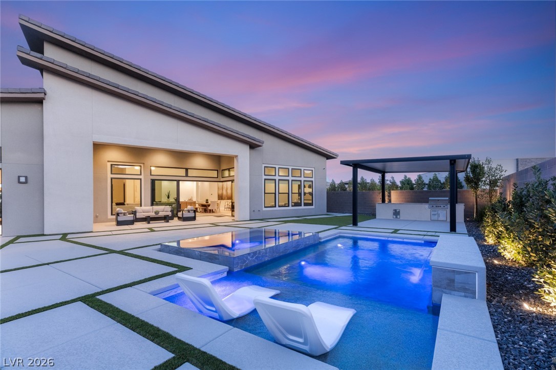 4687 Outlook Peak Street