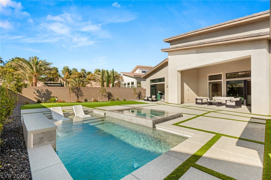 4687 Outlook Peak Street