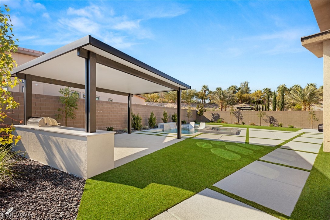 4687 Outlook Peak Street