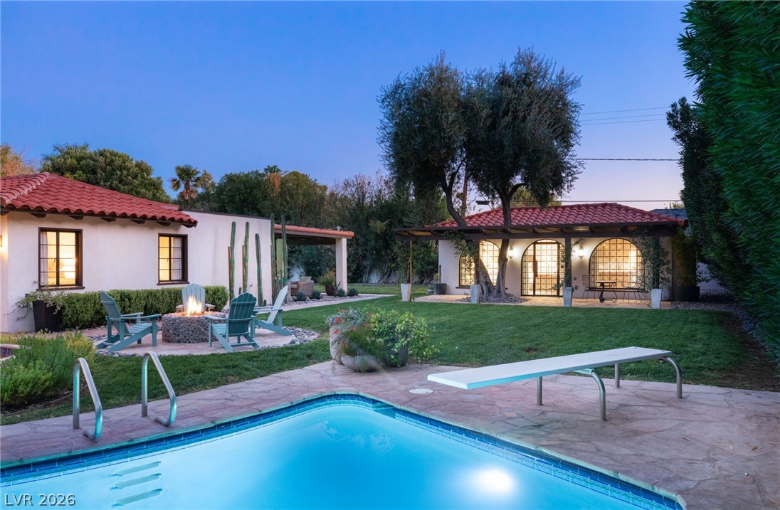 1450 Rancho Circle