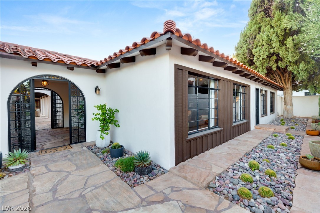 1450 Rancho Circle