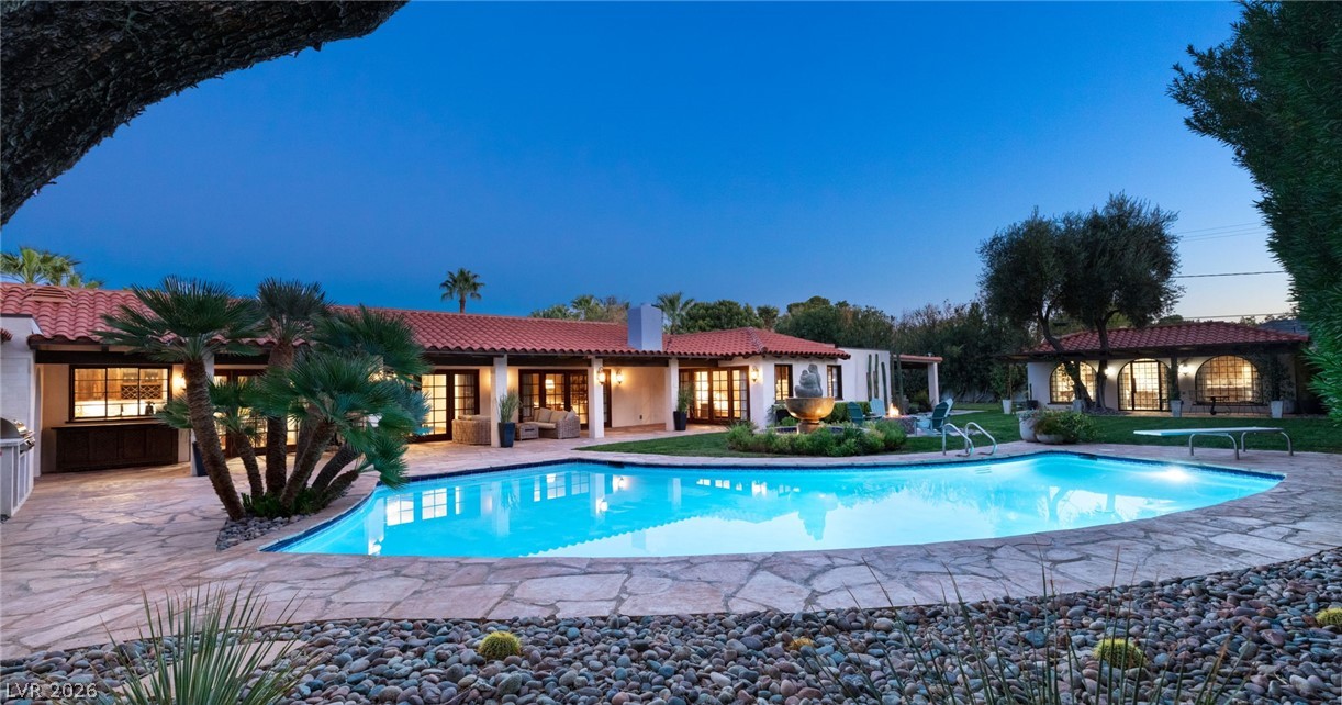 1450 Rancho Circle