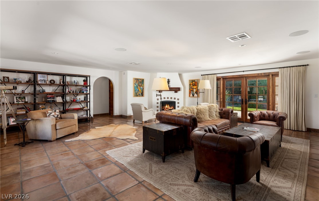 1450 Rancho Circle