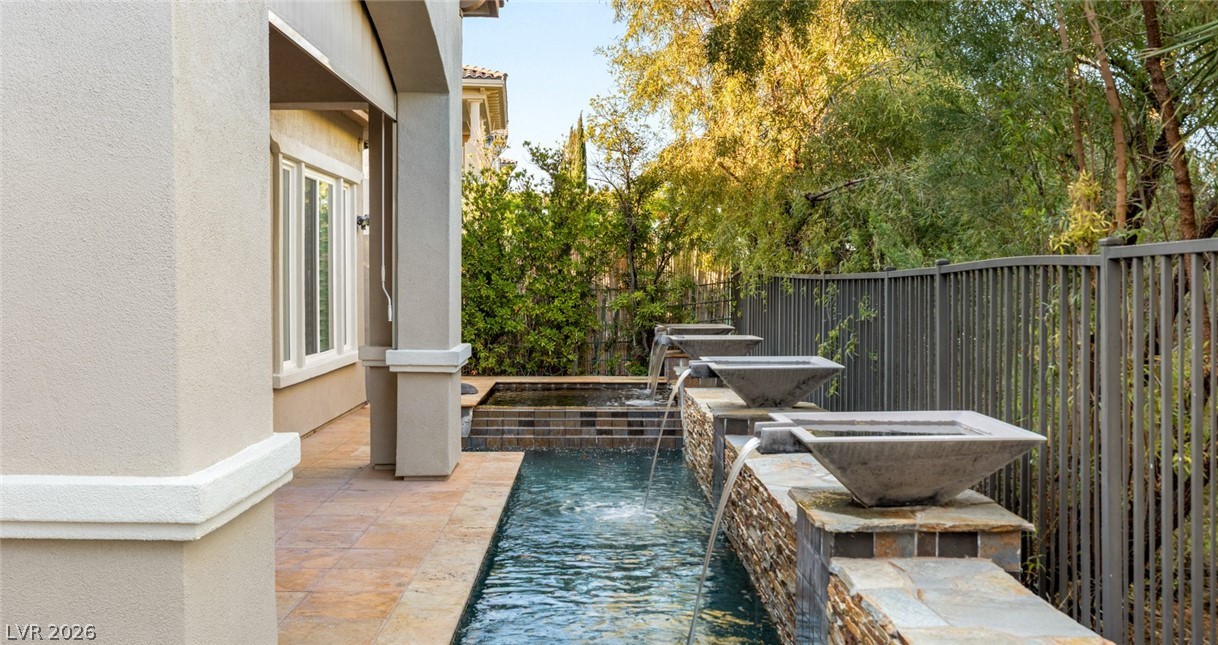 2142 Country Cove Court